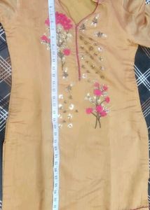 Salwar suit