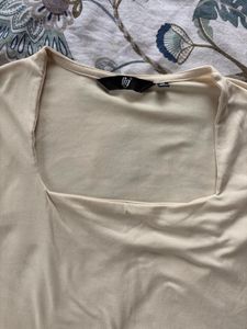 🐚Affordable!!!! Stylish, Soft Cream Top
