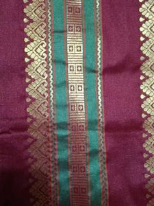 Green &amp; Gold  Maroon Handloom Saree