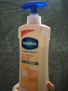 Vaseline Sun+ Pollution SPF 30 Body Lotion