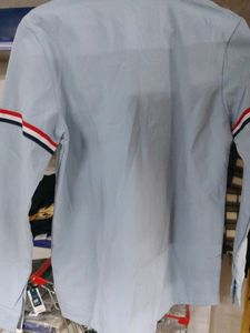 Sweat Shirt.