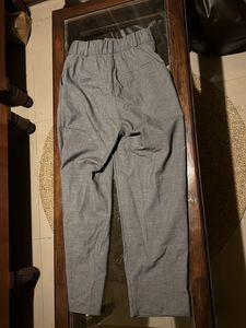 H&amp;M Gray Pleated Trousers Xs