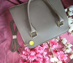 Handbag ...