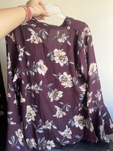 🔥TRENDY FLORAL FULL SLEEVE TOP🔥