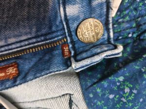 Cantabil Blue Denim Jeans in 34 waist