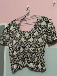 Zudio Crop Top Golden Morif Design Detail