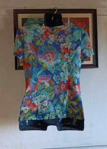 Floral Print Short Sleeve Top