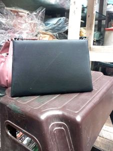 😍Stylish Black 🖤 Sling Bag