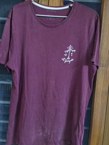 Maroon Graphic T-Shirt