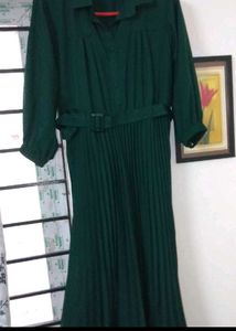 Emerald Green Pleated Midi Dress