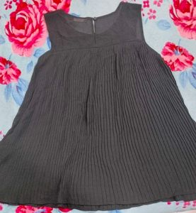 Elegant Black Sleeveless Top