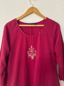 De Avanlie Top - Beaded Detail 🌷🩷