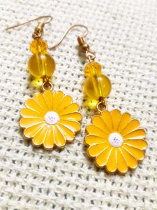 Unique charm earrings - Brand New