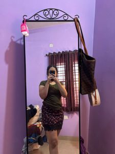 Floral Mini Skirt with Lace Trim-M sized