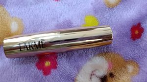 Lakme Priming Matte Lipstick 9 To 5