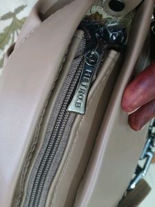 Metro Sling Bag With Free Gift