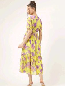 Beautiful Yellow And Lavender Tulip Floral Dress🌷