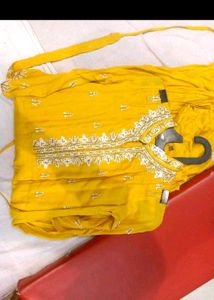 Elegant Yellow Kurta Set