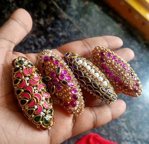 Hand Made  Saree Pins 4 Combo