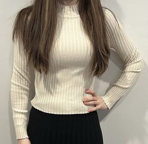 H&MRibbed Knit Long Sleeve Top