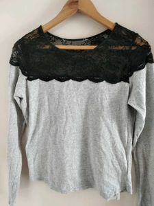 Beautiful Top With Lace