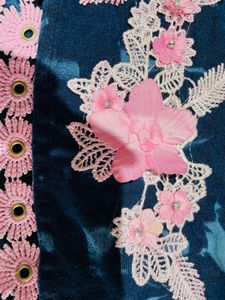 Floral Embroidered Kurta Set