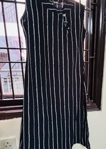 Striped Sleeveless Kurta