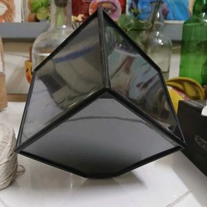 Rotating Photo Frame Cube