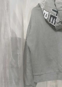 Grey Hoodie ✨🤍
