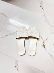 Pretty Bow White Flip Flops