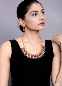 Elegant Necklace Set