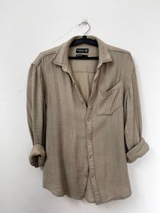 Beige Shirt Locomotive
