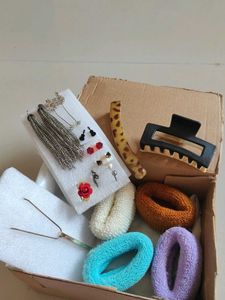 Hair Accessories & Earrings Lot