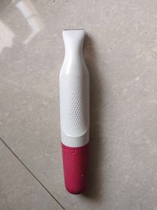 Veet Trimmer