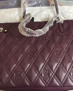 Fixed Price Brand New VS Logo Tote