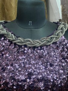 Sequence one piece with heavy chain on neck