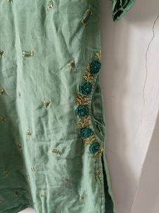 Embroidered Kurta with flared gharara 😍