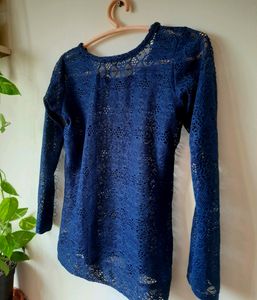 Stunning full sleeve blue top