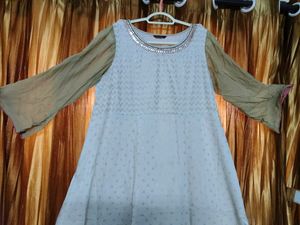 Elegant White & Gold Embellished Kurti