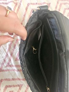 VAN HEUSEN sling Bag