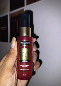 TRESemme Keratin Smooth Hair Oil