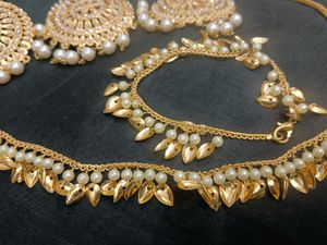 Gorgeous Gold-Tone Jewelry Set