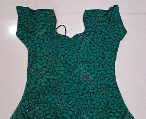 Elegant Green Midi Dress