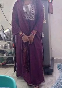 Elegant Embroidered Naira Cut Suit