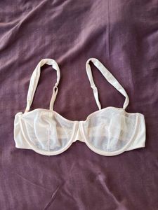 H&amp;M Balconette Mesh Bra 34 C With Satin Linin