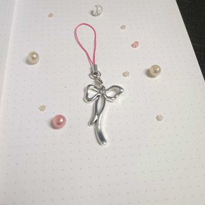 Bow Phone Charm ⋆. 𐙚 ̊