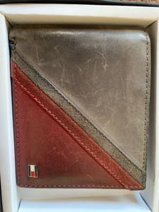 Men’s Wallet By Tommy Hilfiger
