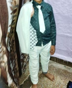 Boys Full Suit Coat Pant 💕💐