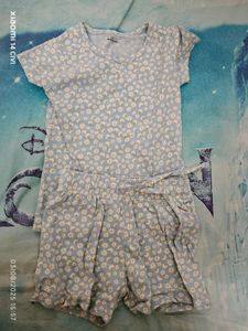 3 To 4yr Girls Dress In Good Condition