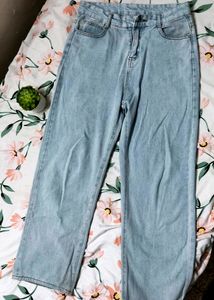 Urbanic Straight fit Jeans